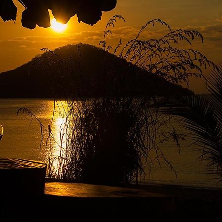 Mgoza Lodge Cape Maclear Esterno foto