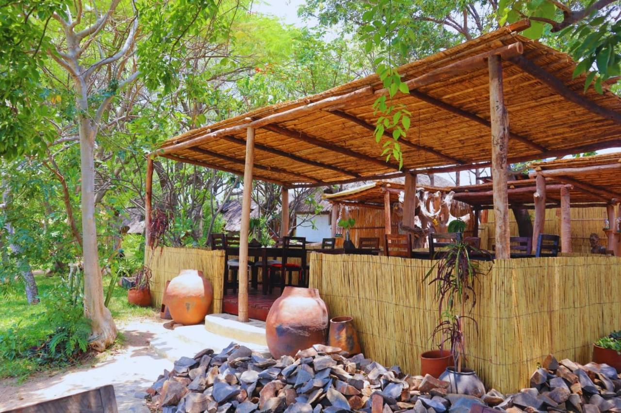 Mgoza Lodge Cape Maclear Esterno foto