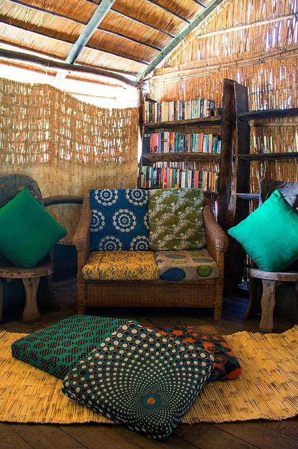 Mgoza Lodge Cape Maclear Esterno foto