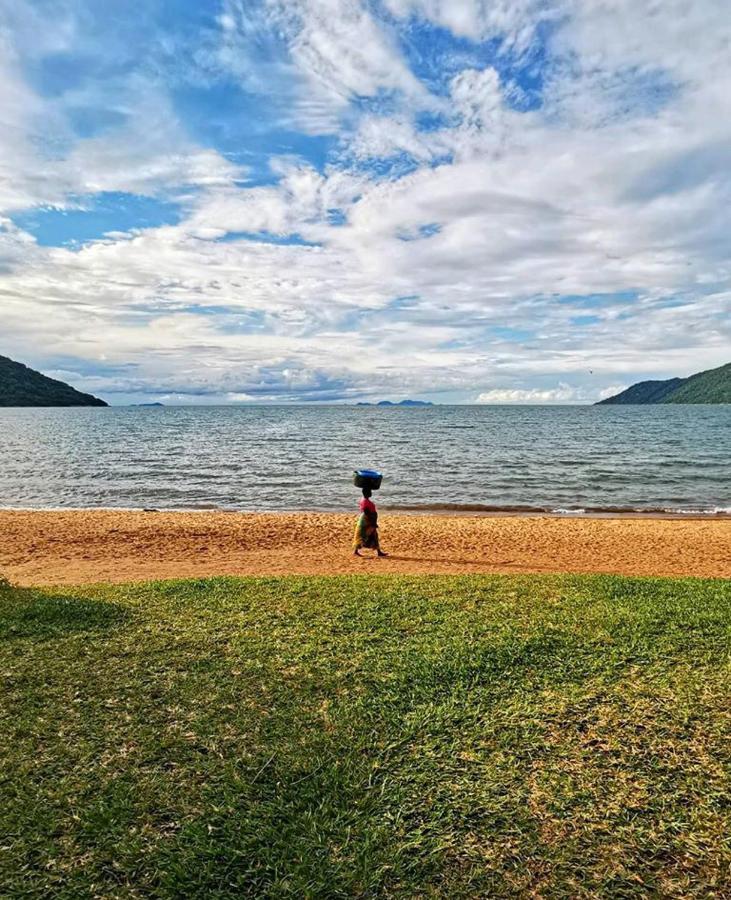 Mgoza Lodge Cape Maclear Esterno foto